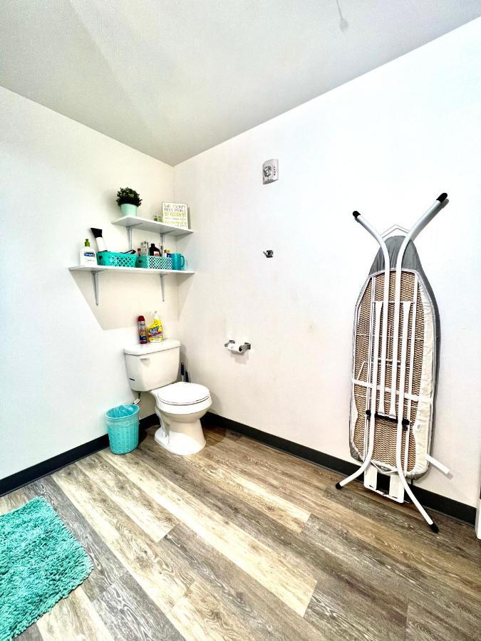 Private Room With Shared Bathroom On The 1St Floor 10 Minutes Walk To University Of Washington Seattle Ngoại thất bức ảnh